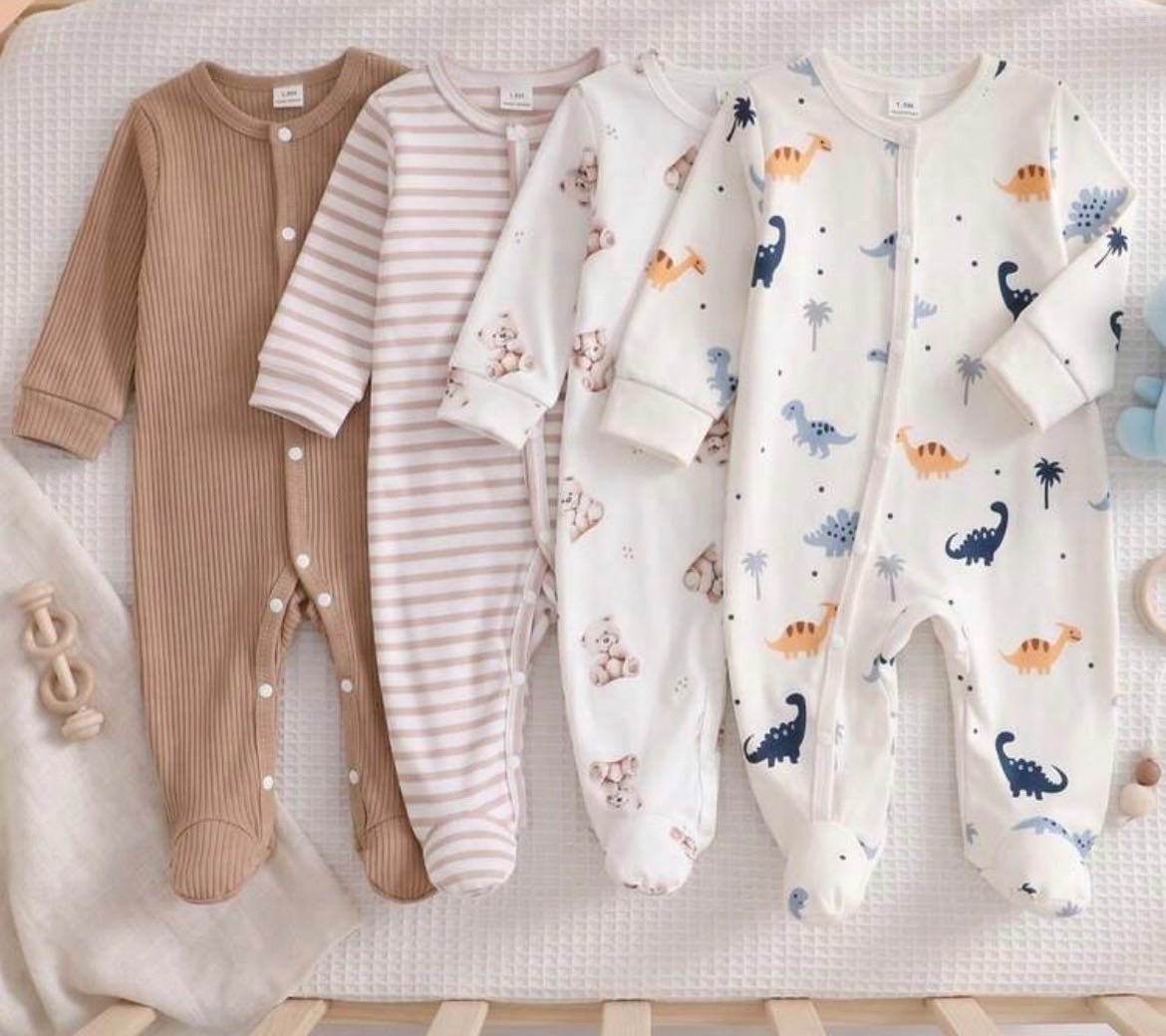 Pijamas con cierre (diferentes tallas)